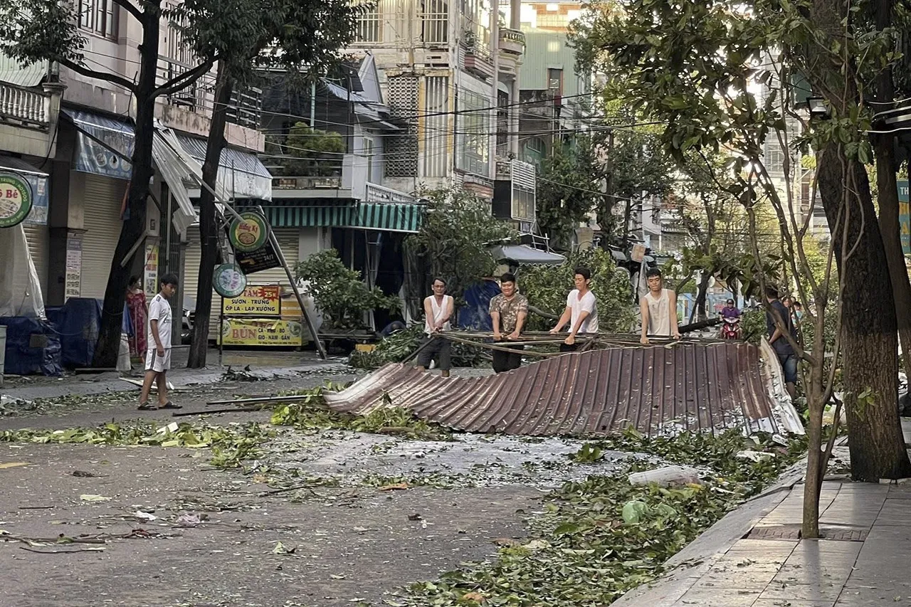 Thủ tướng Phạm Minh Chính: Dứt khoát không để người dân bị đói, rét sau bão số 13
