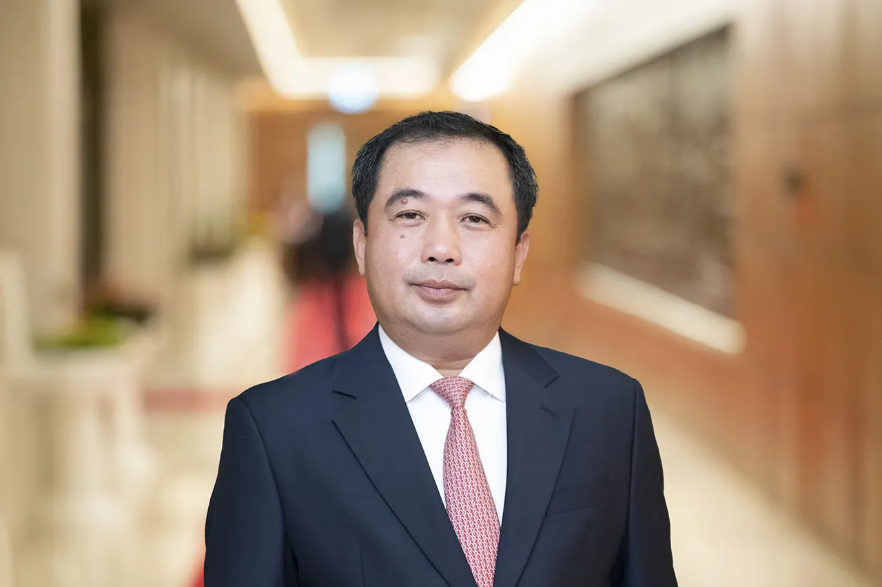 bo-truong-tran-duc-thangok_1761367071.webp