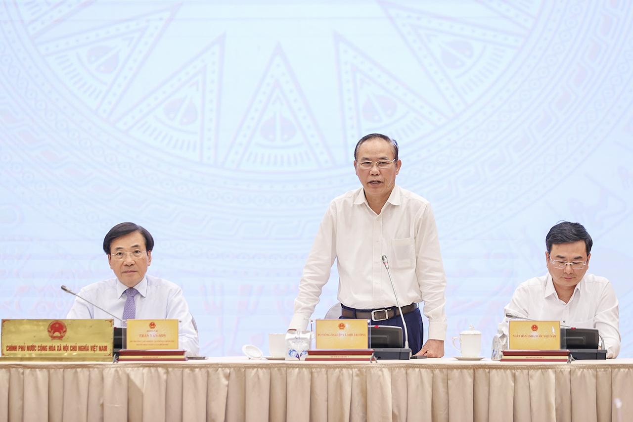 Thứ trưởng Phùng Đức Tiến thông tin về các giải pháp đảm bảo sản xuất, xuất khẩu lúa gạo