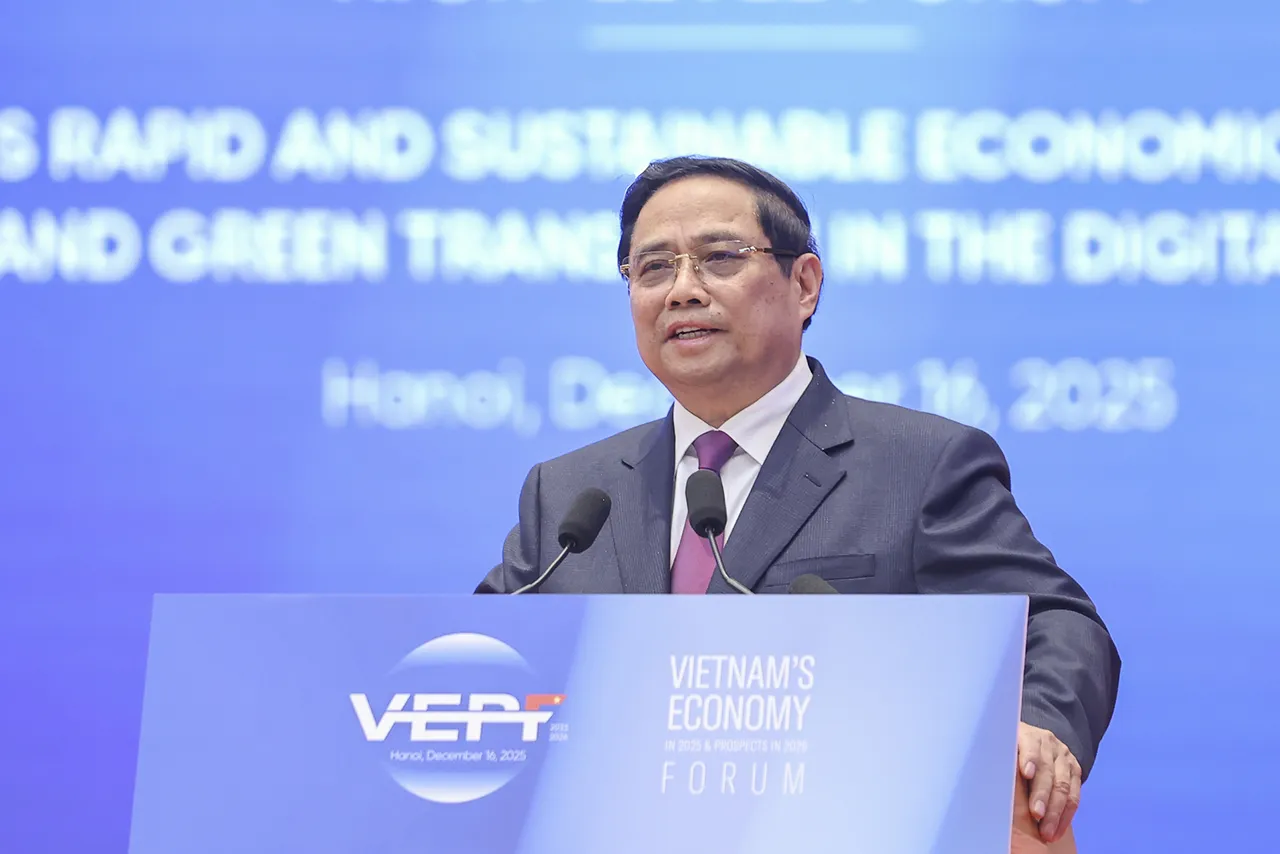 Thủ tướng: Chuyển đổi kép là lựa chọn chiến lược và ưu tiên hàng đầu