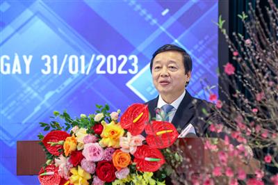 Nêu cao ngọn cờ tiên phong, phát huy cao độ tinh thần trách nhiệm