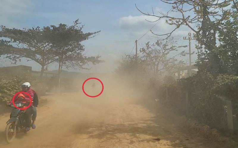 Đắk Lắk: Người dân sống cùng khói bụi, phương tiện hoạt động gây ô nhiễm môi trường
