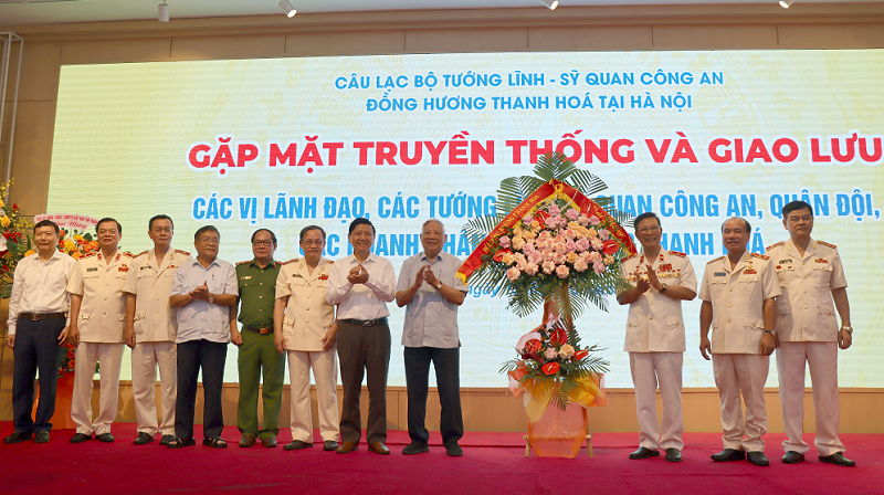 Câu lạc bộ Tướng lĩnh, sĩ quan Công an Thanh Hóa tại Hà Nội gặp mặt truyền thống