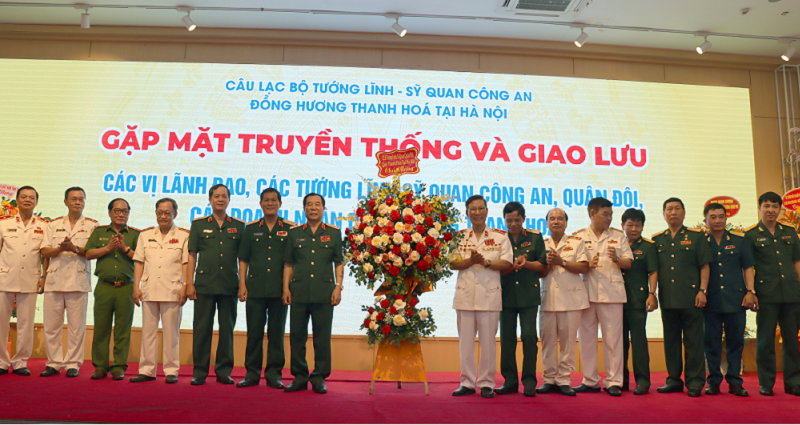 Câu lạc bộ Tướng lĩnh, sĩ quan Công an Thanh Hóa tại Hà Nội gặp mặt truyền thống