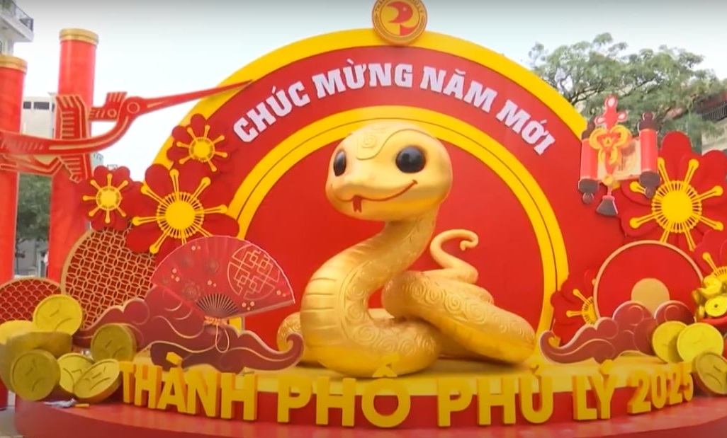 Hà Nam: Khoác áo mới cho đô thị chuẩn bị cho vui xuân đón Tết Ất Tỵ 2025