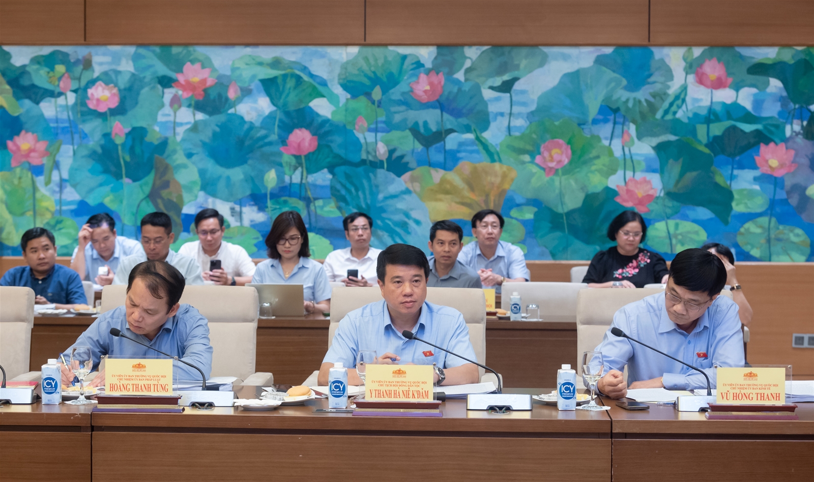 Chủ tịch Quốc hội Vương Đình Huệ: Tuyệt đối không chủ quan, nỗ lực không ngừng nghỉ để có được dự thảo Luật Đất đai (sửa đổi) tốt nhất