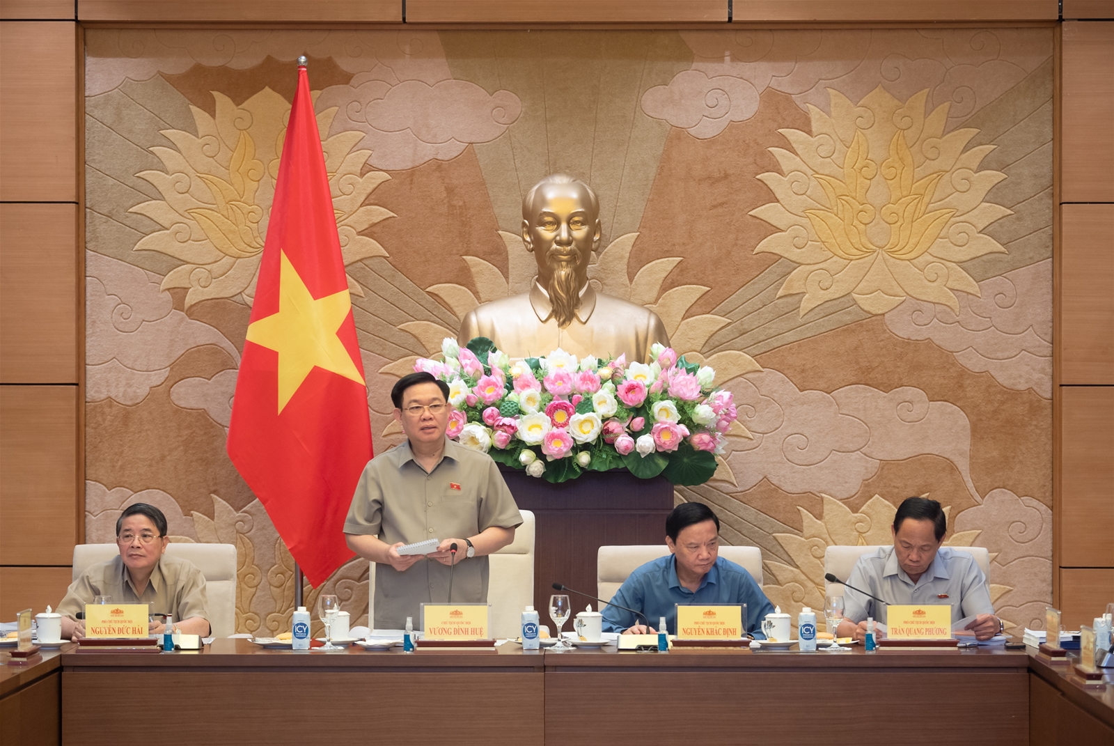 Chủ tịch Quốc hội Vương Đình Huệ: Tuyệt đối không chủ quan, nỗ lực không ngừng nghỉ để có được dự thảo Luật Đất đai (sửa đổi) tốt nhất