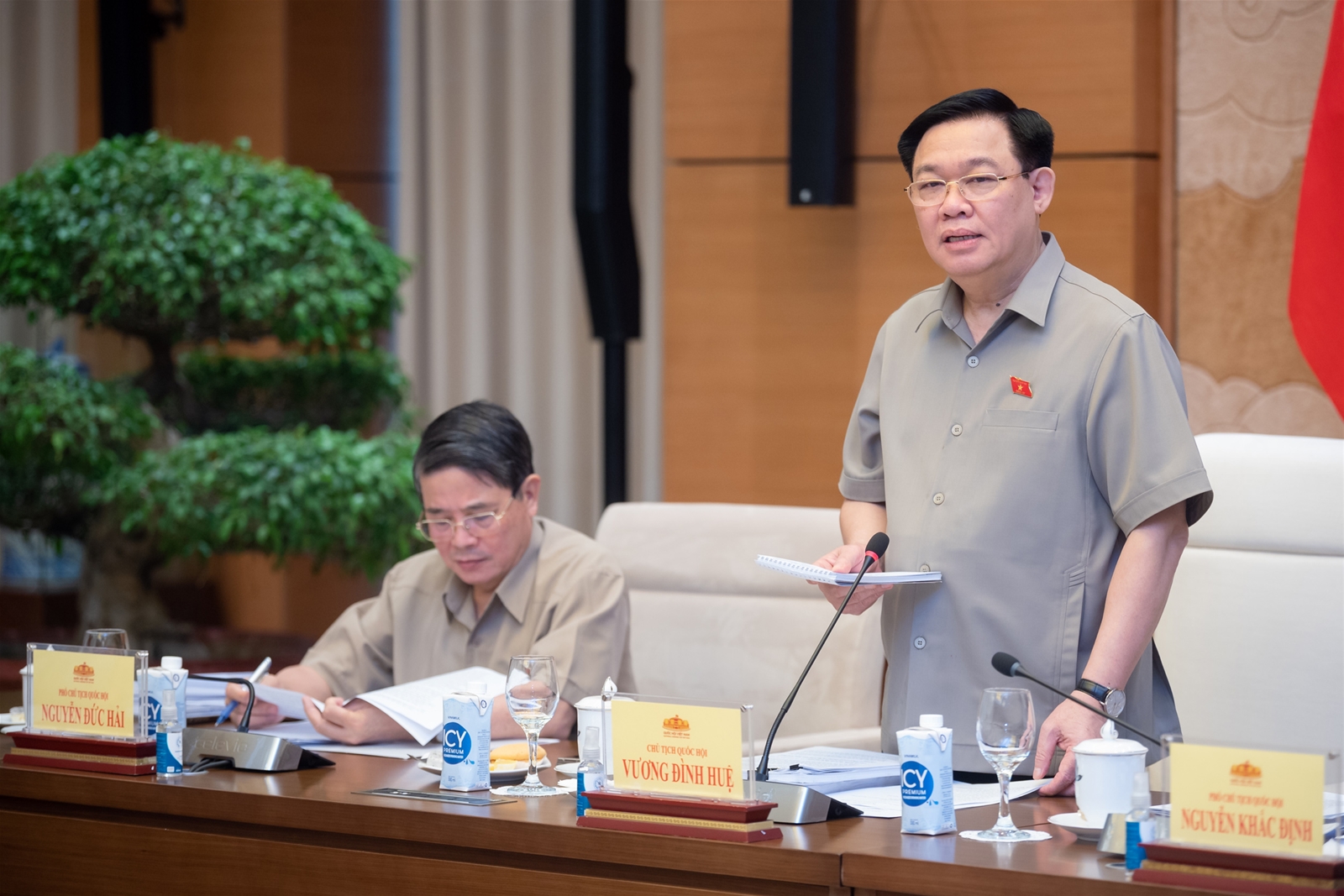 Chủ tịch Quốc hội Vương Đình Huệ: Tuyệt đối không chủ quan, nỗ lực không ngừng nghỉ để có được dự thảo Luật Đất đai (sửa đổi) tốt nhất