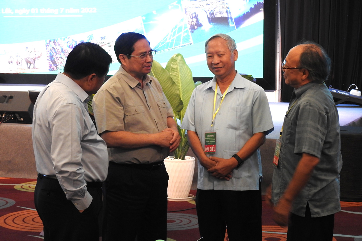 Hình ảnh Thủ tướng Phạm Minh Chính làm việc tại Đắk Lắk