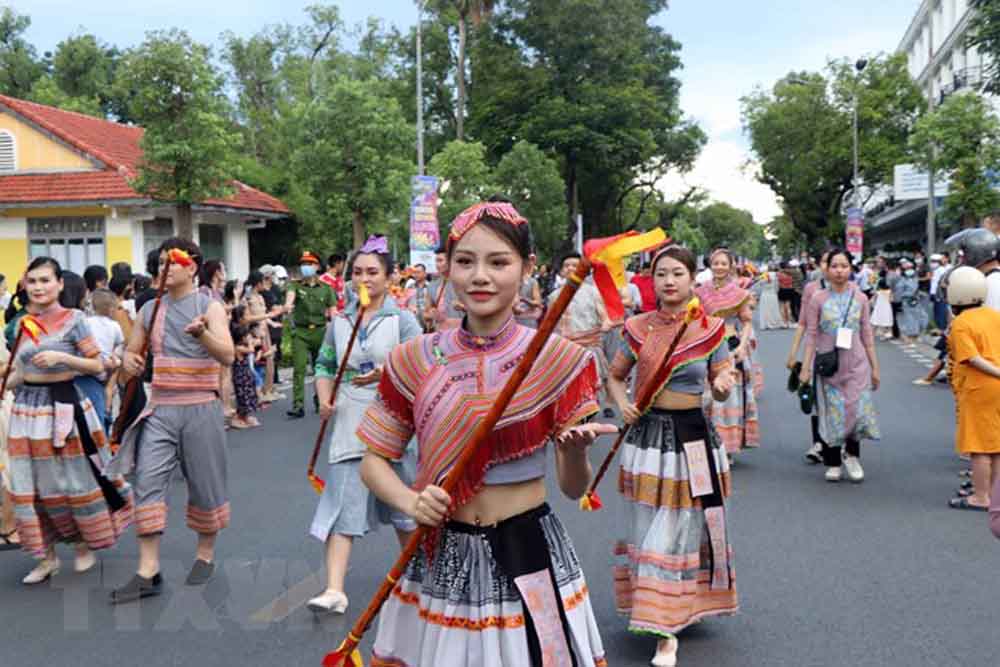 Festival Huế 2022: Rực rỡ sắc màu văn hóa trong lễ hội đường phố