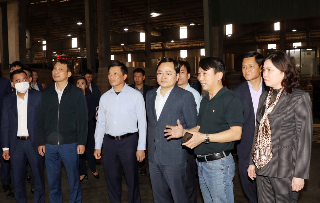 Bí thư Tỉnh uỷ Bắc Ninh kiểm tra công tác xử lý môi trường cụm công nghiệp