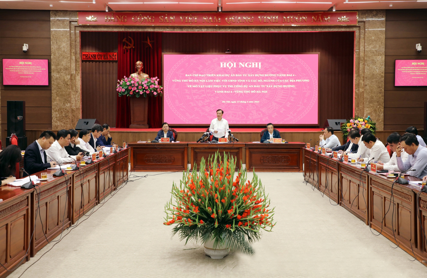 Cơ chế đặc thù về mỏ vật liệu phục vụ thi công đường vành đai 4