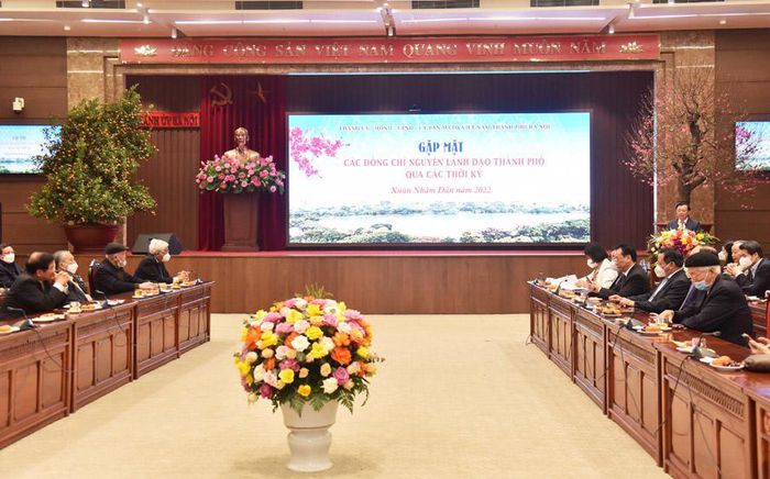Hà Nội gặp mặt nguyên lãnh đạo TP qua các thời kỳ