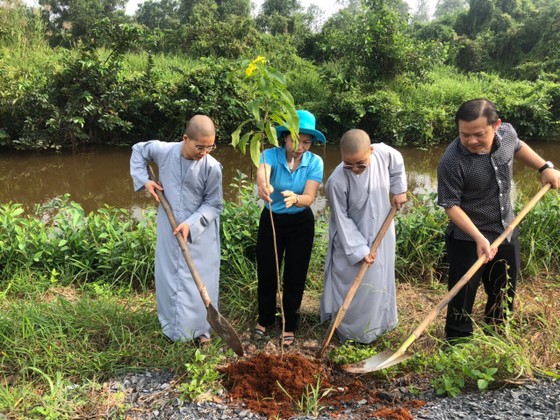 Phát huy vai trò của tổ chức tôn giáo trong bảo vệ môi trường