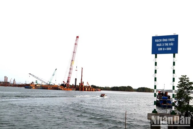 Yêu cầu 8 khu công nghiệp xả thải ra sông Thị Vải nâng cấp hệ thống xử lý nước thải