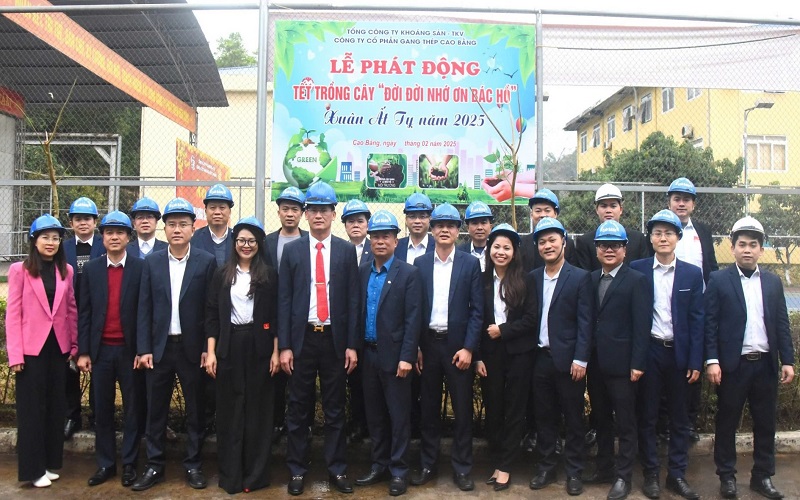 Công ty Gang thép Cao Bằng: Hưởng ứng “Tết trồng cây đời đời nhớ ơn Bác Hồ”