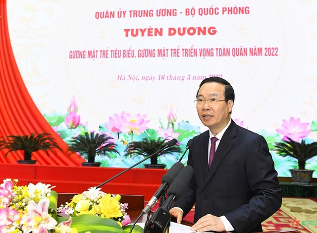Chủ tịch nước dự lễ tuyên dương Gương mặt trẻ tiêu biểu toàn quân 2022