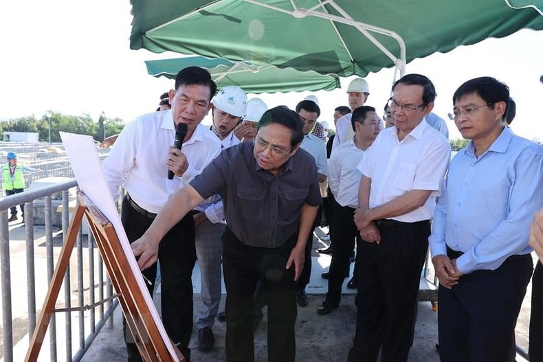 Thủ tướng Phạm Minh Chính kiểm tra một số dự án trọng điểm tại TP Hồ Chí Minh