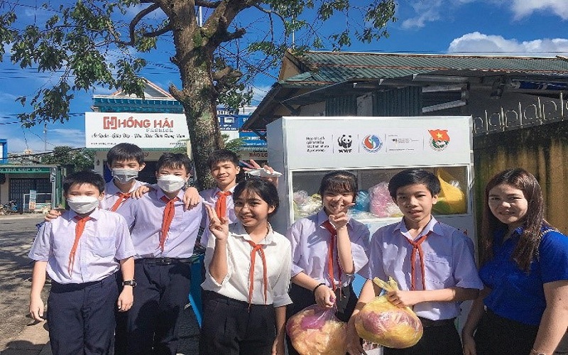 Trường học Xanh - Sạch - Sáng - 4 mùa hoa ở huyện A Lưới- Thừa Thiên Huế