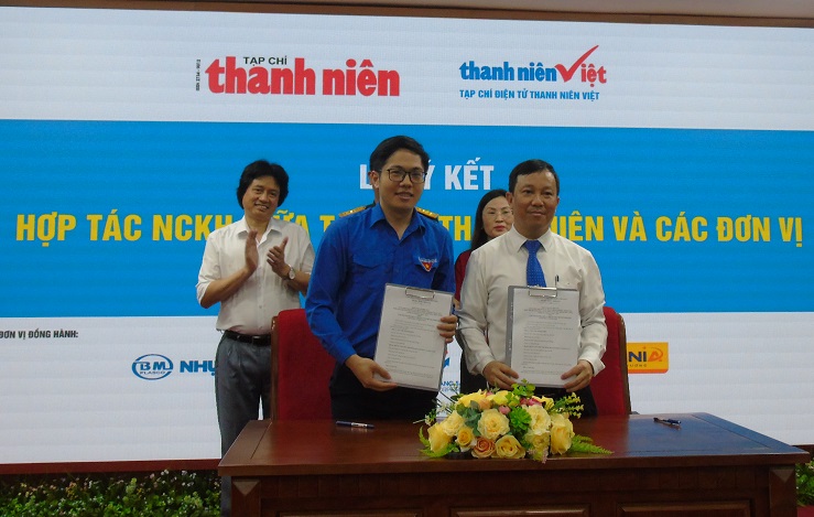 Phát động cuộc thi viết 'Vượt lên số phận' lần thứ VII