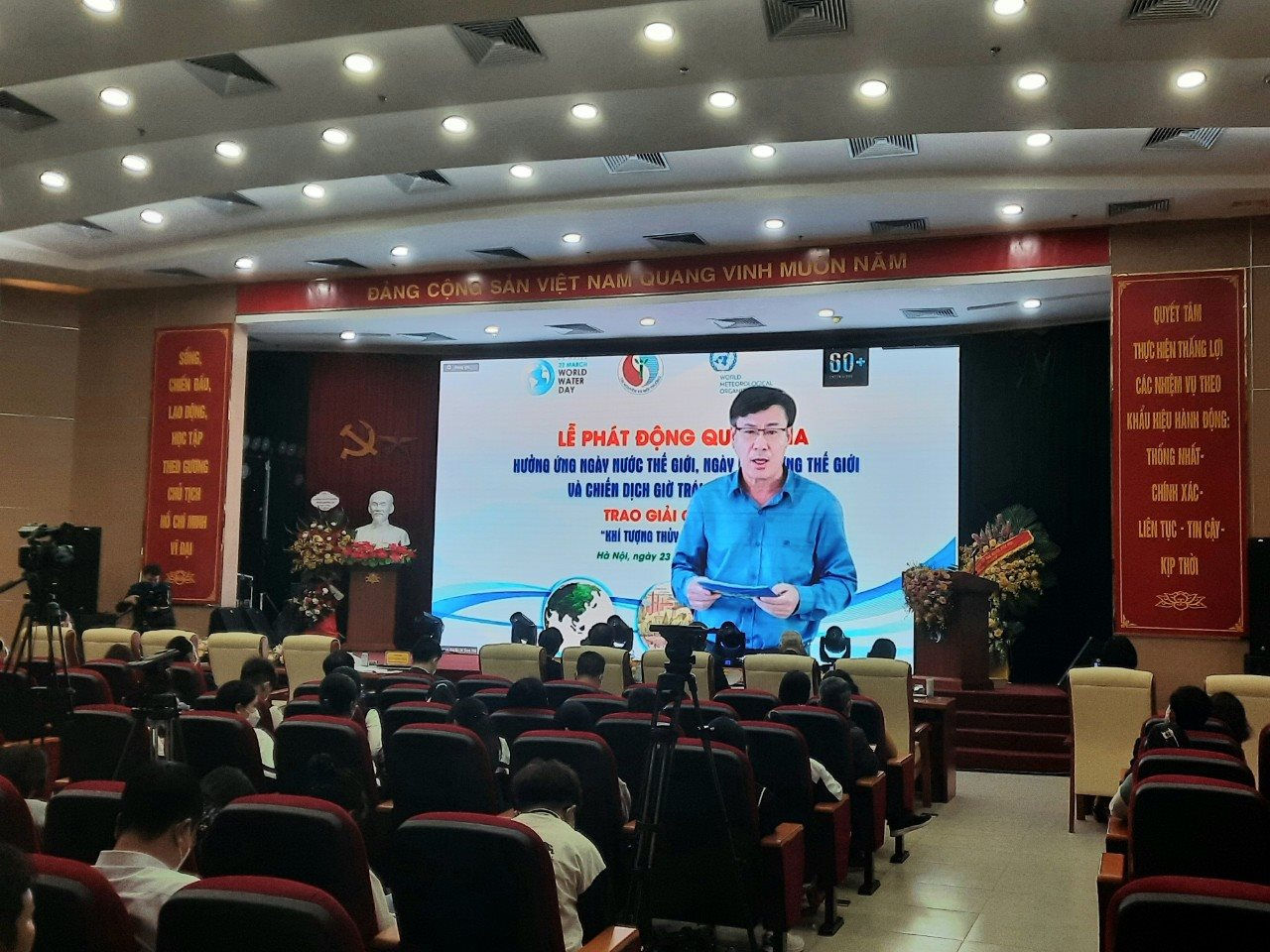 Phát động Quốc gia hưởng ứng Ngày Nước thế giới, Ngày Khí tượng thế giới và Chiến dịch Giờ Trái đất 2022