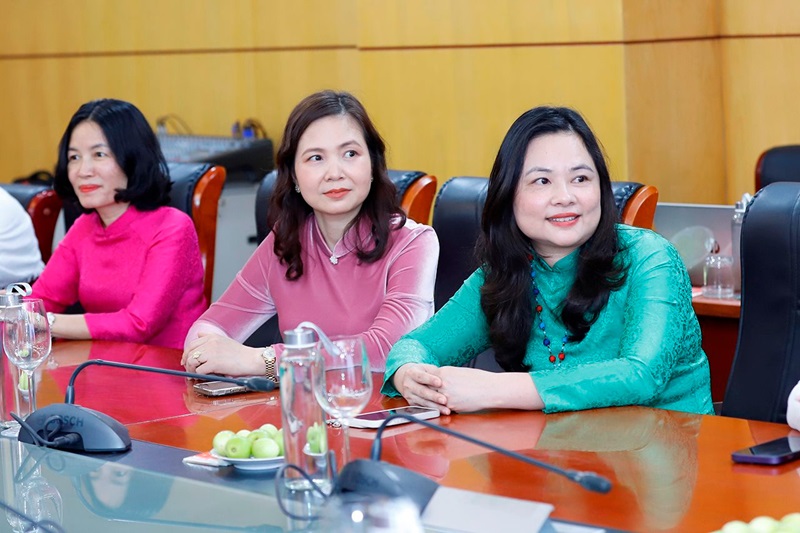 Bộ trưởng Đặng Quốc Khánh: Đánh giá cao những đóng góp của phụ nữ trong ngành Tài nguyên và Môi trường