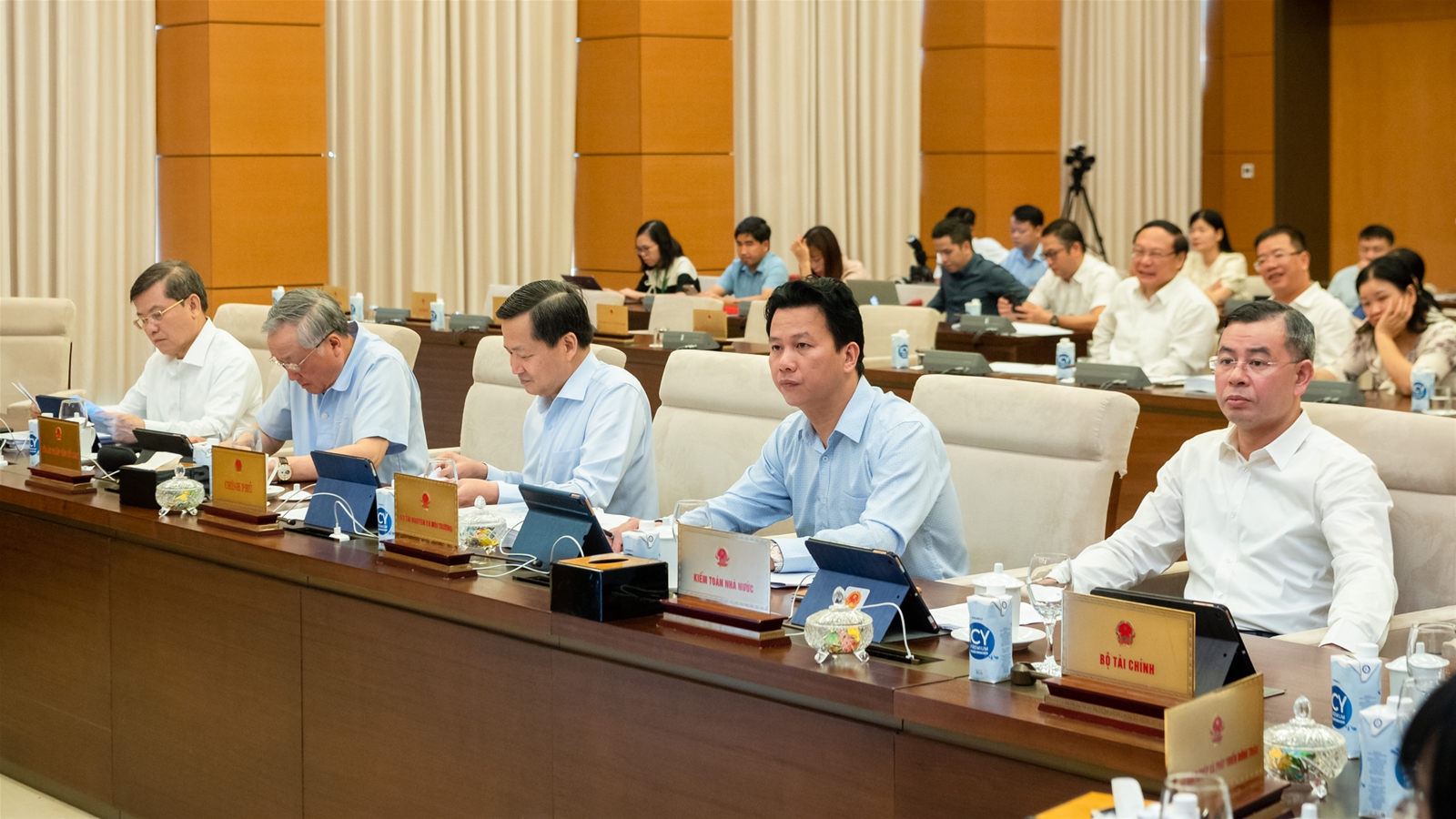 UBTVQH thống nhất không bổ sung nước khoáng và nước nóng thiên nhiên trong phạm vi điều chỉnh của Luật Tài nguyên nước (sửa đổi)