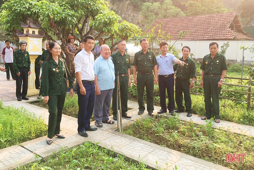 Màu áo cựu chiến binh 'làm xanh' các khu dân cư nông thôn mới