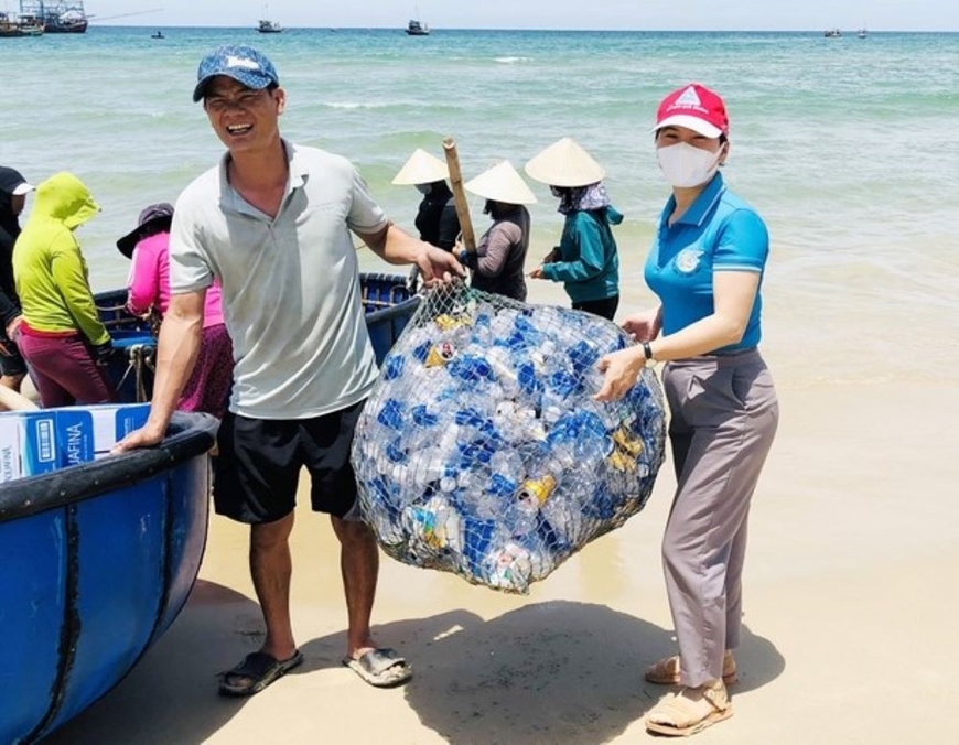 Biến rác thành tiền