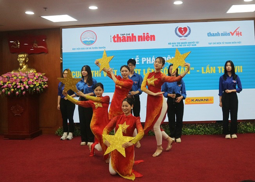 Phát động cuộc thi viết 'Vượt lên số phận' lần thứ VII