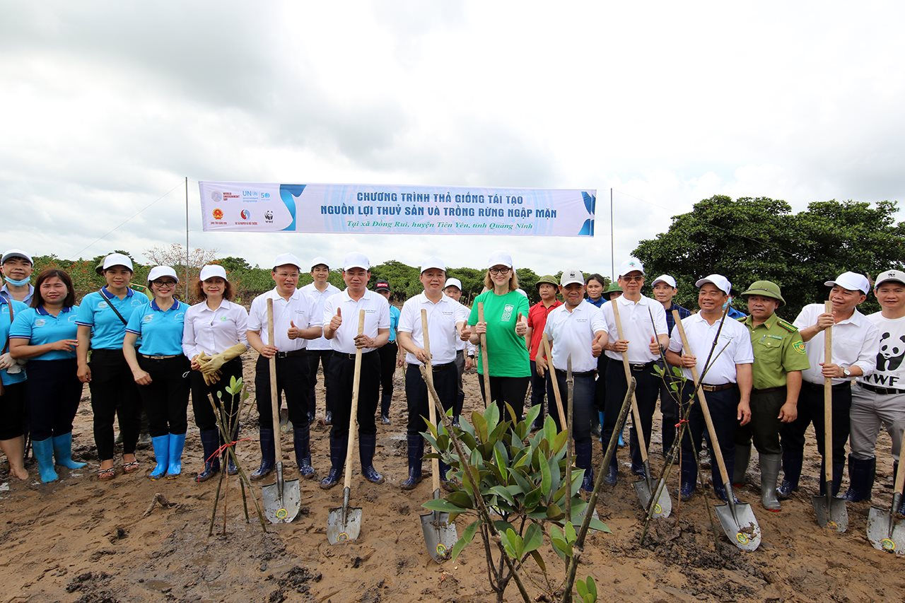 Bộ trưởng Bộ TN&MT Trần Hồng Hà: Chúng ta phải nhận thức rõ hơn tầm quan trọng của việc bảo vệ môi trường