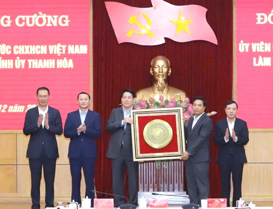 Chủ tịch nước Lương Cường thăm và làm việc tại tỉnh Thanh Hoá