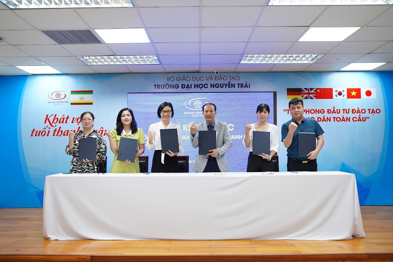 Hội nghị Khoa học với Doanh nghiệp về đào tạo định hướng nghề nghiệp năm 2023