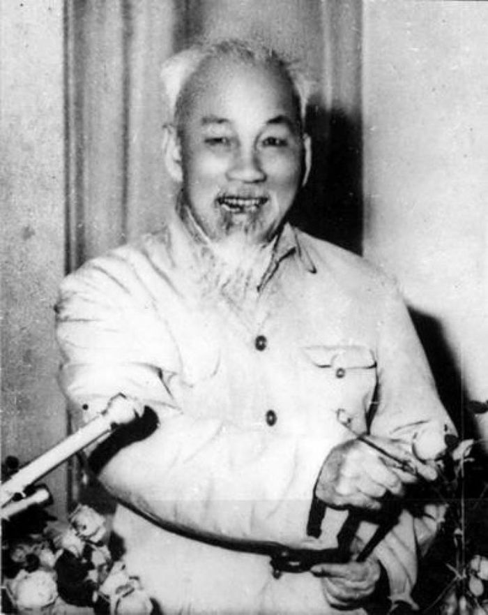 Xúc động nghe thơ và thư chúc Tết Nhâm Dần của Bác Hồ 60 năm trước
