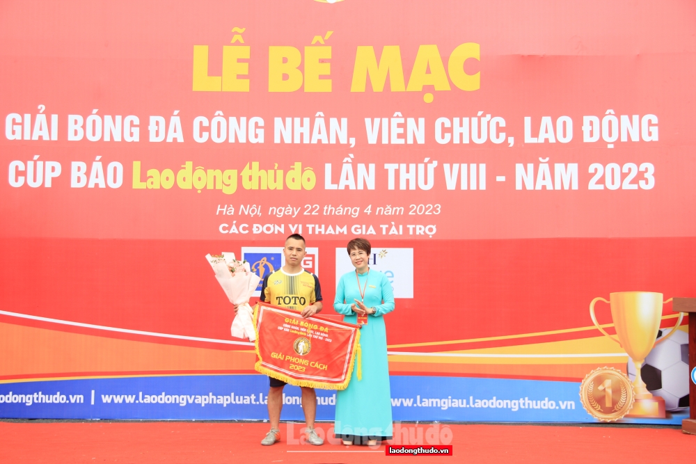 Bế mạc Giải bóng đá công nhân, viên chức, lao động Cúp báo Lao động Thủ đô lần thứ VIII