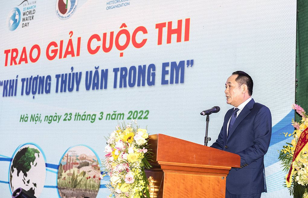Trao giải Cuộc thi “Khí tượng Thủy văn trong em”