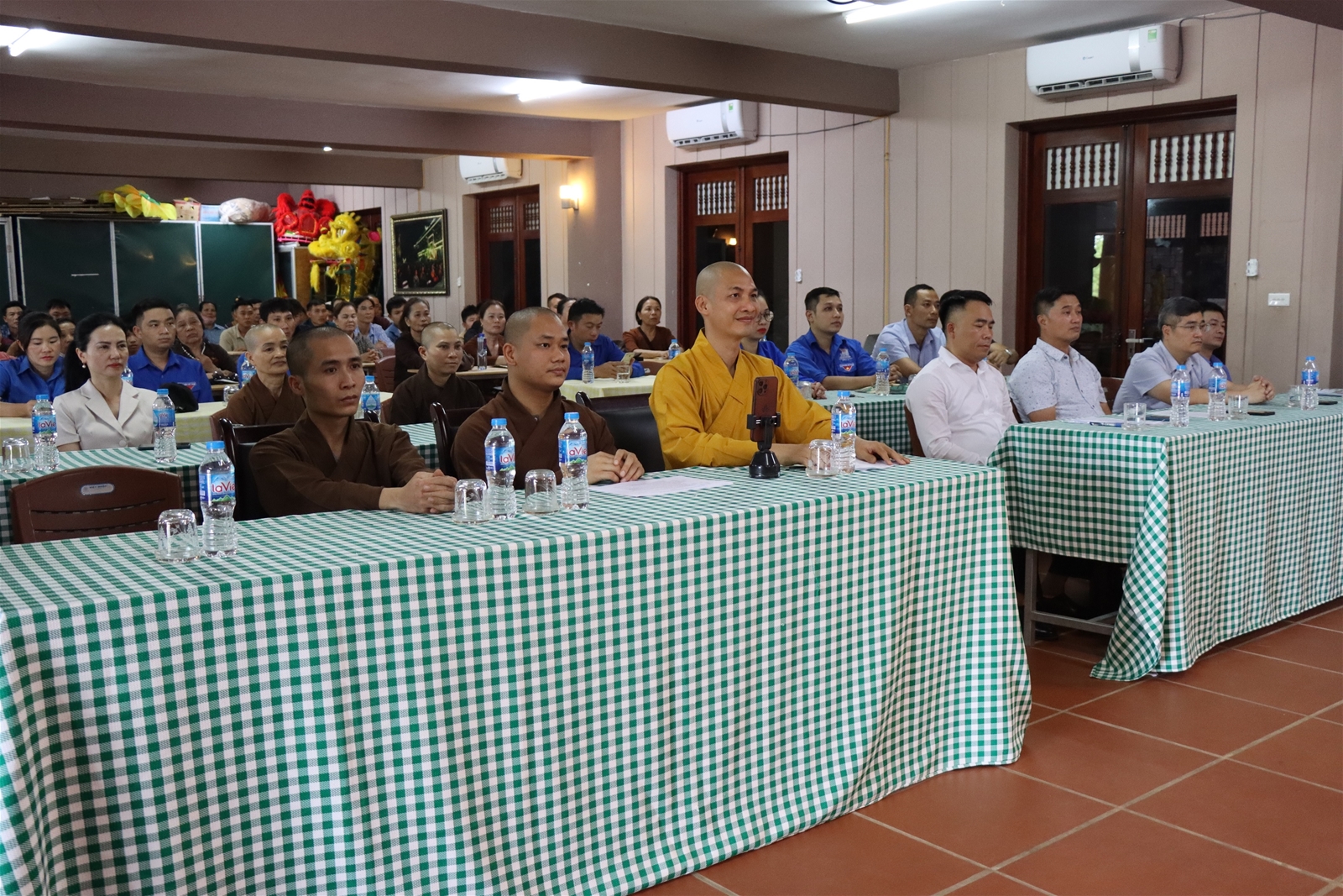 Tạp chí Tài nguyên và Môi trường trồng 663 cây tại chùa Linh Quang, Điện Biên