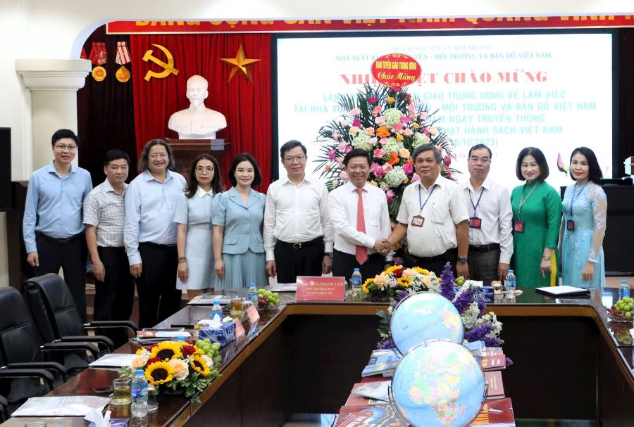 Nhà xuất bản Tài nguyên Môi trường và Bản đồ Việt Nam chủ động bắt nhịp với xu thế chuyển đổi số ngành xuất bản