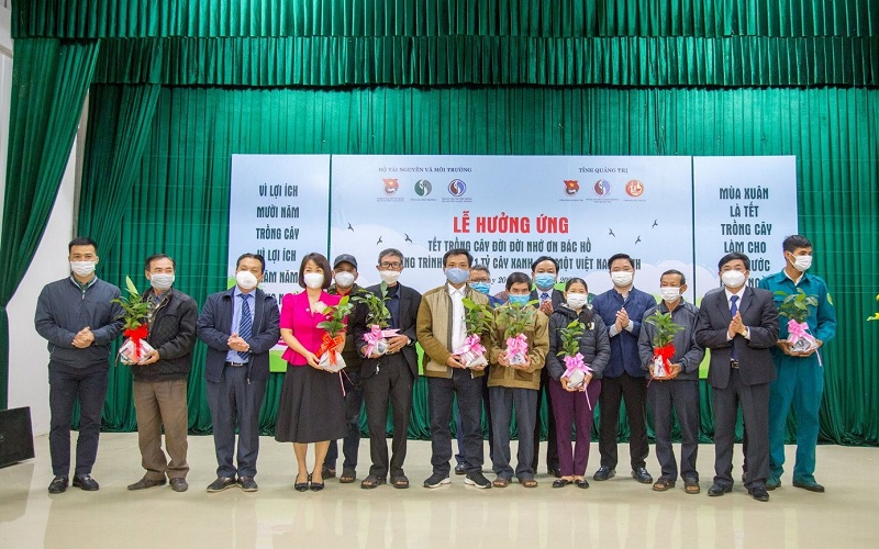 Bộ TN&MT trồng cây hưởng ứng chương trình trồng 1 tỷ cây xanh- Vì một Việt Nam xanh tại Quảng Trị