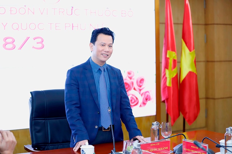 Bộ trưởng Đặng Quốc Khánh: Đánh giá cao những đóng góp của phụ nữ trong ngành Tài nguyên và Môi trường