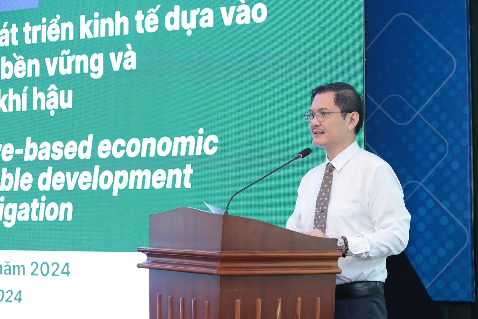 Cư dân ven biển cần dựa vào rừng ngập mặn để phát triển bền vững và giảm thiểu biến đổi khí hậu