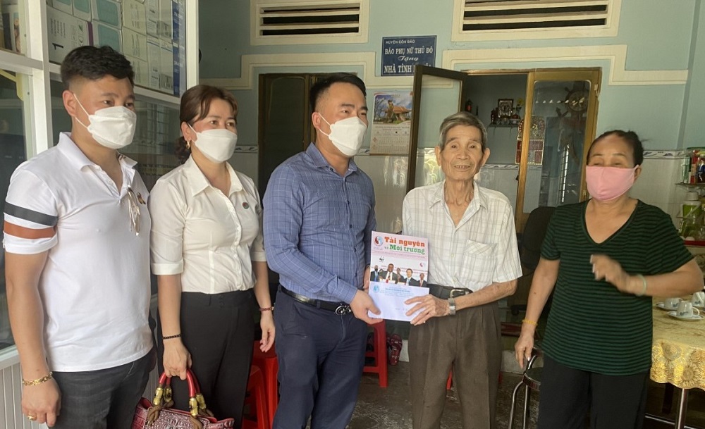 Chương trình “Ký ức màu xanh” của Tạp chí Tài nguyên và Môi trường tại Côn Đảo