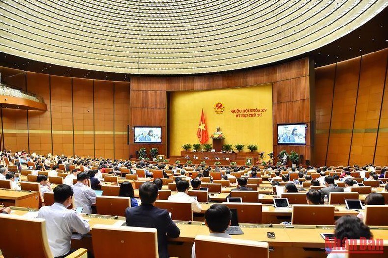 Đại biểu Quốc hội bàn về quản lý, sử dụng hiệu quả nguồn lực của đất nước