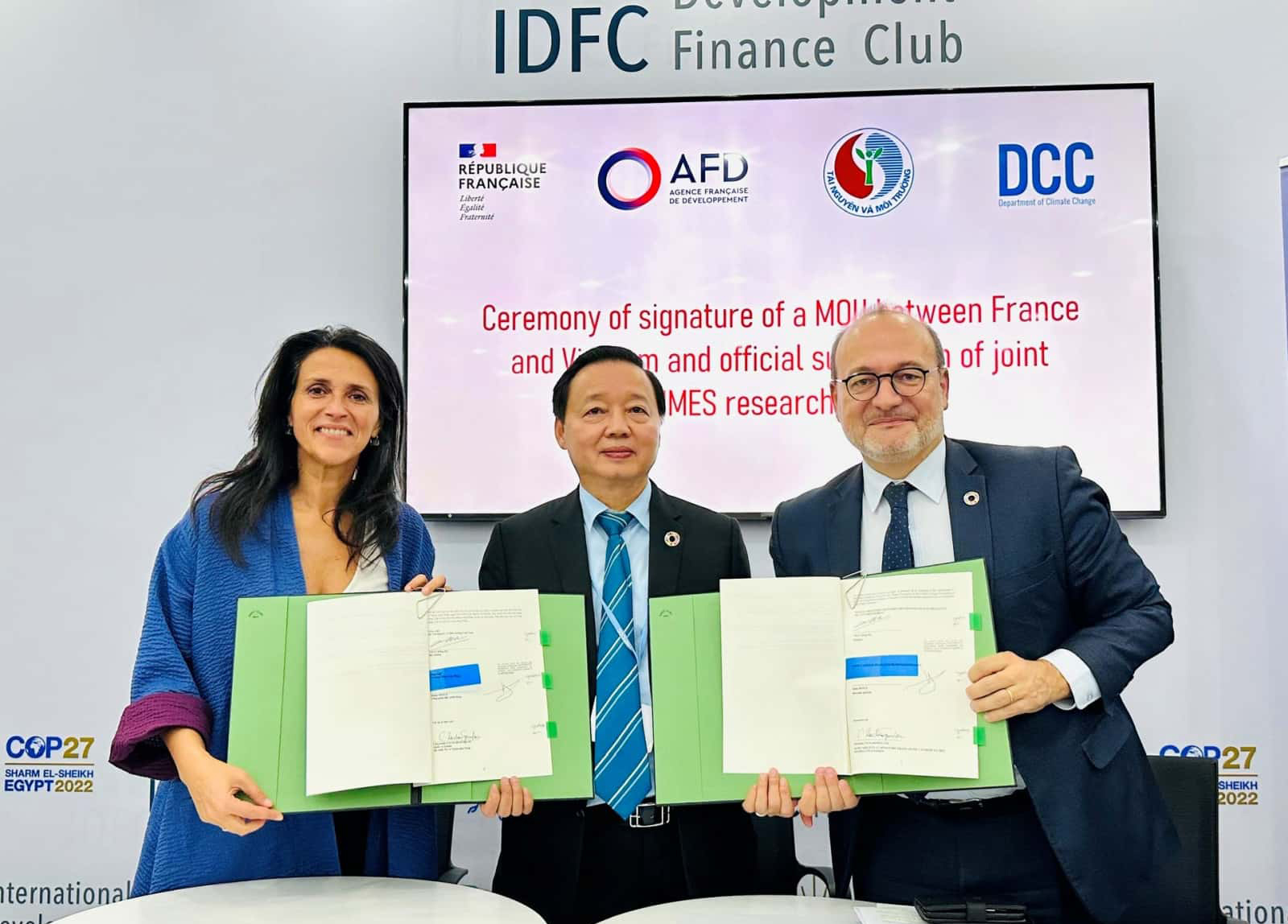 Hội nghị COP27: Cam kết chuyển đổi xanh, xây dựng thị trường các-bon Quyết tâm đưa phát thải ròng về “0” vào năm 2050