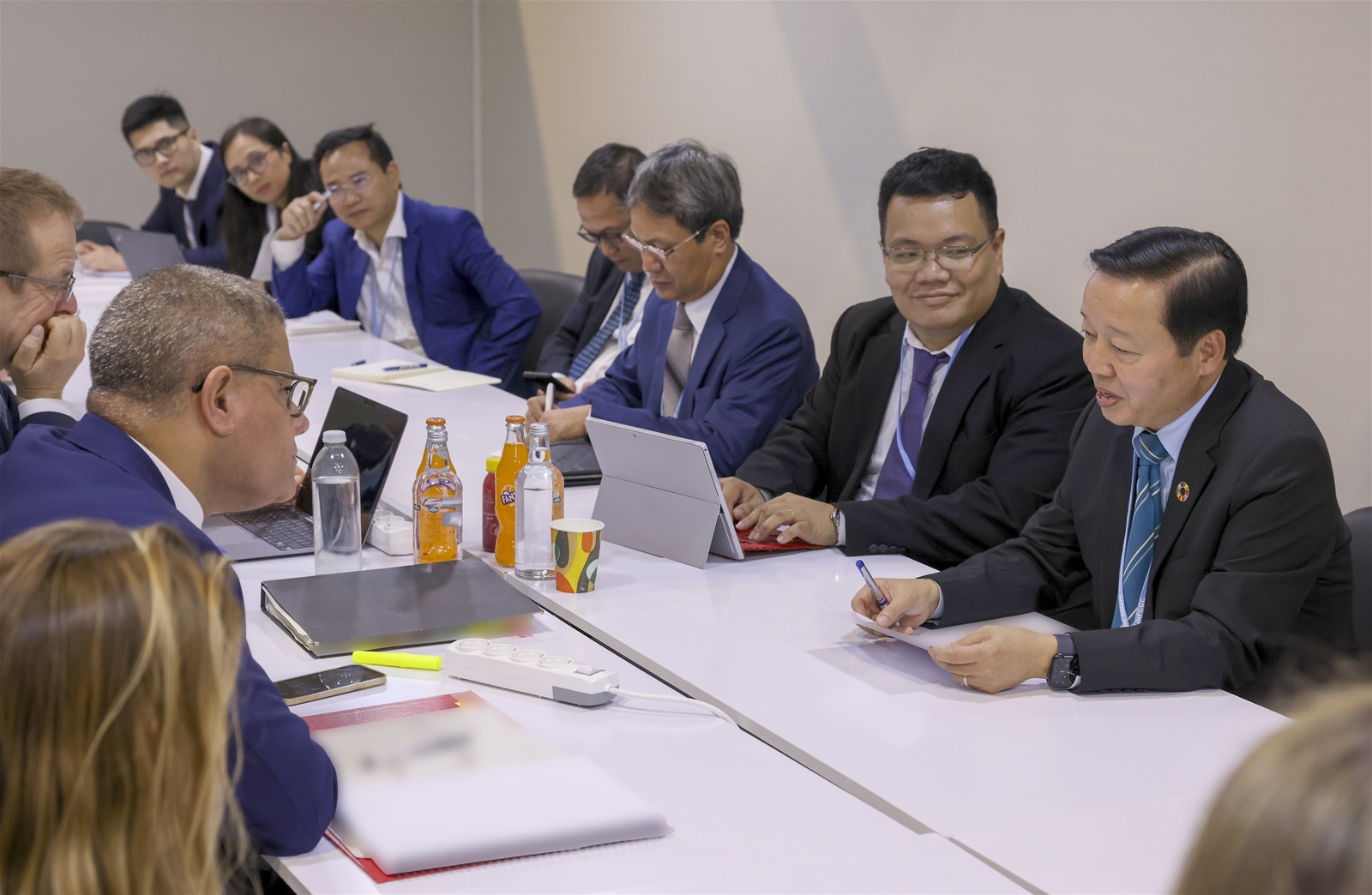 Hội nghị COP27: Cam kết chuyển đổi xanh, xây dựng thị trường các-bon Quyết tâm đưa phát thải ròng về “0” vào năm 2050