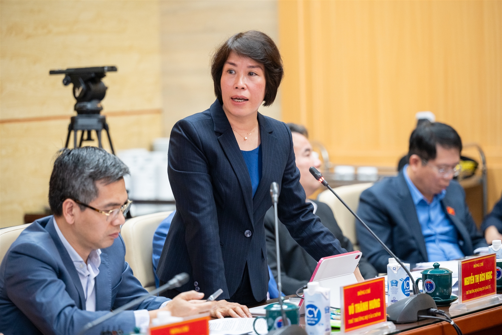 Chủ tịch Quốc hội Vương Đình Huệ: Ngành Y tế cần 