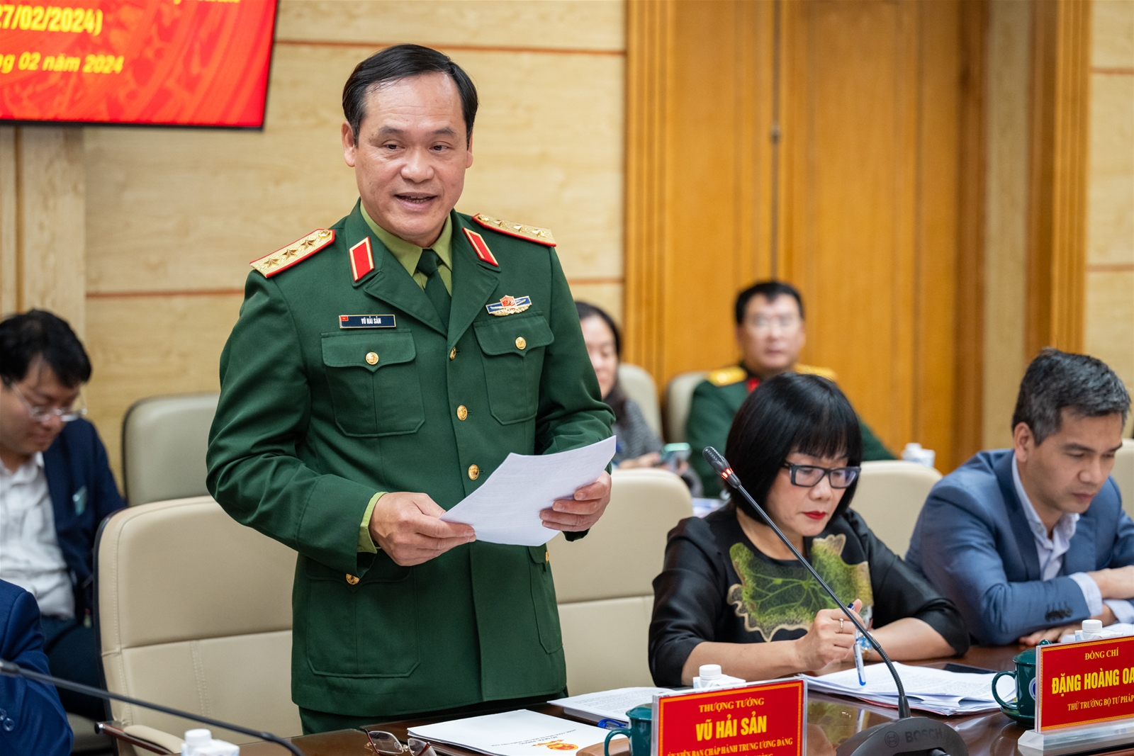 Chủ tịch Quốc hội Vương Đình Huệ: Ngành Y tế cần 