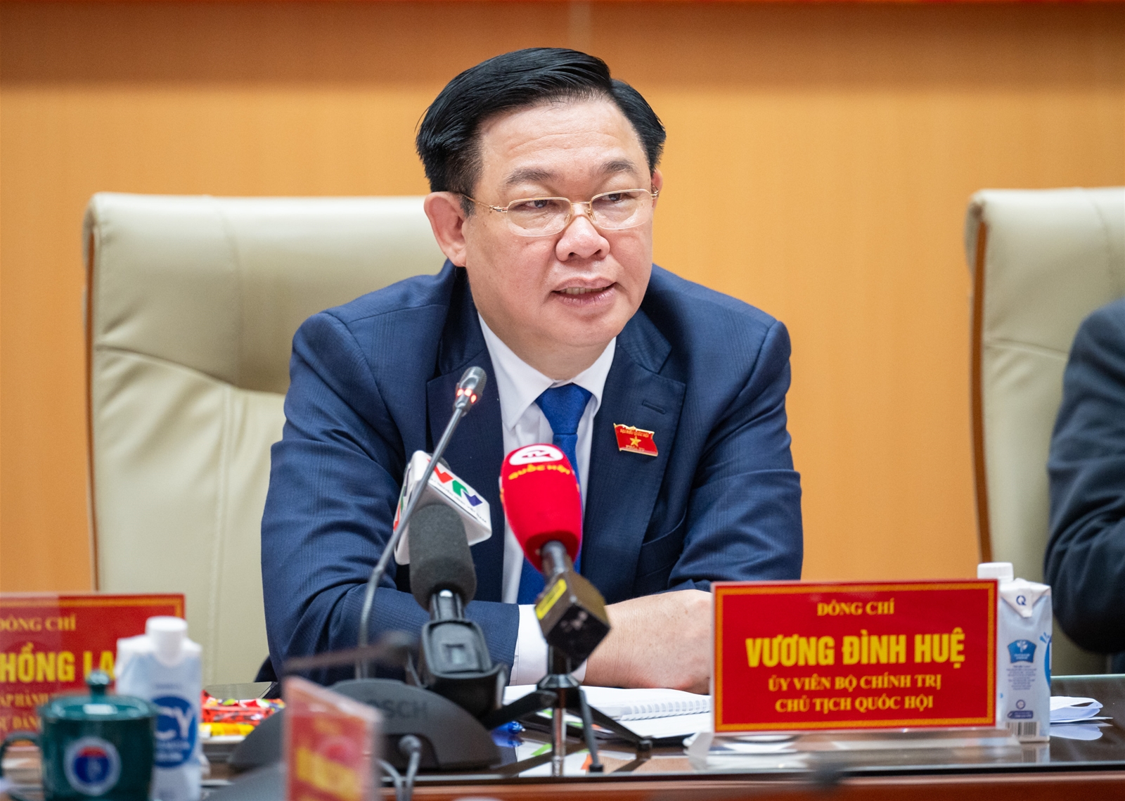 Chủ tịch Quốc hội Vương Đình Huệ: Ngành Y tế cần 