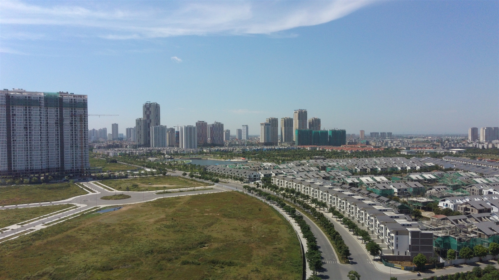 Hà Nội: Xử lý dứt điểm các dự án chậm triển khai, vi phạm Luật Đất đai