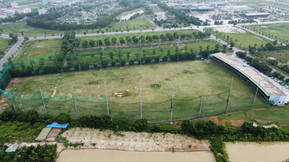 Cận cảnh biệt thự, trụ sở công ty, cây xăng xây sai quy hoạch ở khu đô thị Thanh Hà